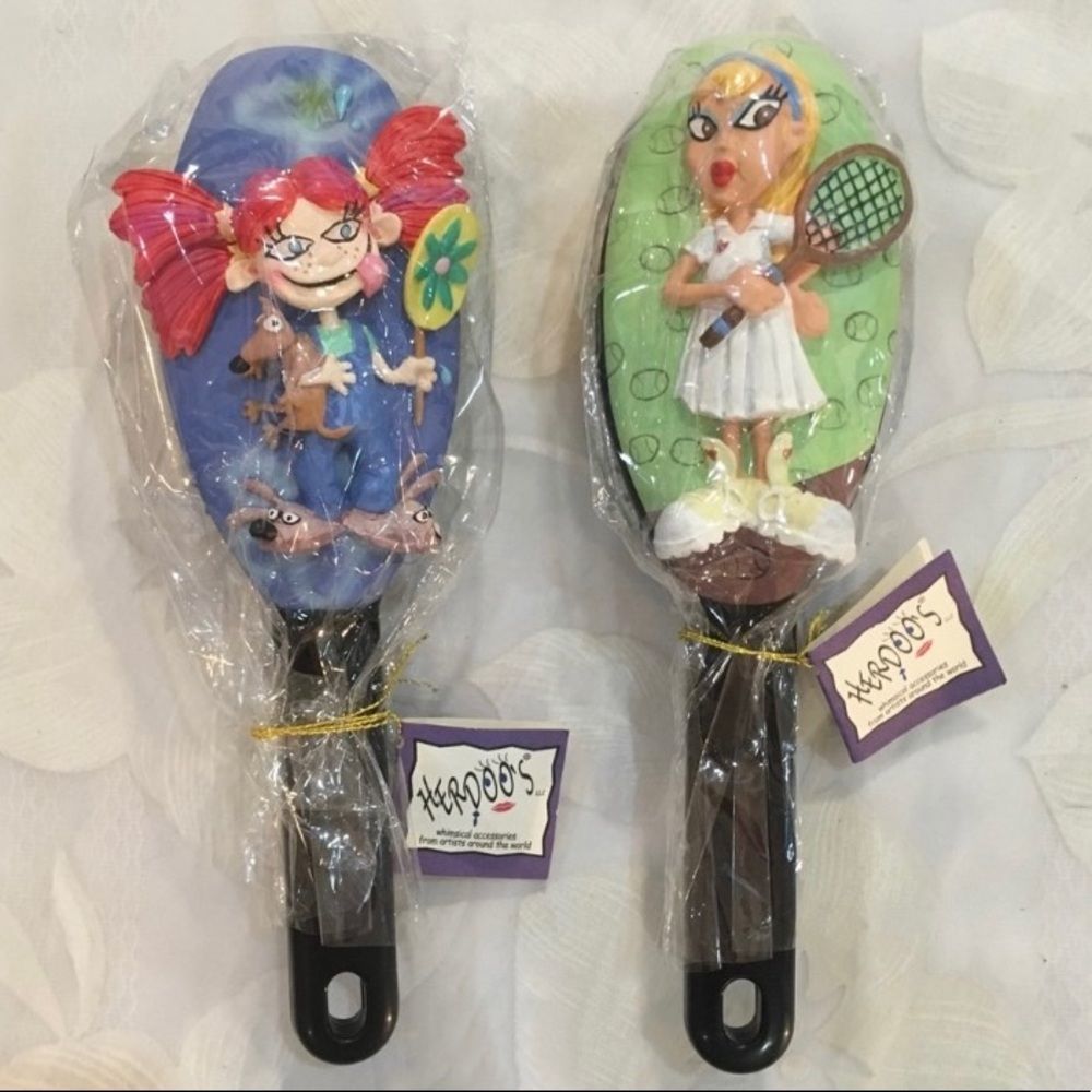 HERDOOS Whimsical Hairbrushes (2) Tennis And PJ’s